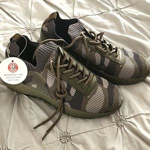 Boys waterproof tennis shoes